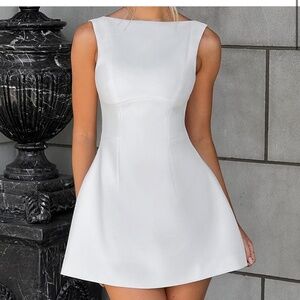 Baby boo M worn once Alana dress in M